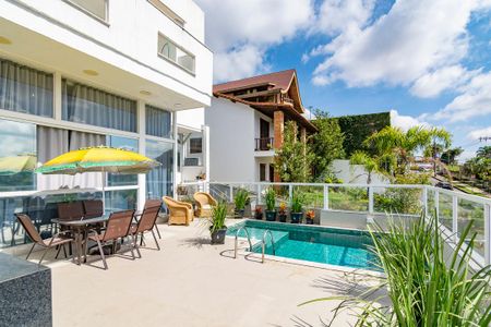 Casa à venda com 580m², 4 quartos e 4 vagasVaranda da Sala 1