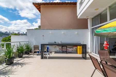 Casa à venda com 580m², 4 quartos e 4 vagasVaranda da Sala 1