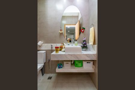 Casa à venda com 580m², 4 quartos e 4 vagasLavabo 2