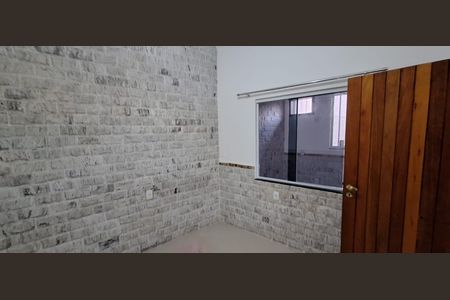 Casa à venda com 80m², 2 quartos e 1 vagaQuarto