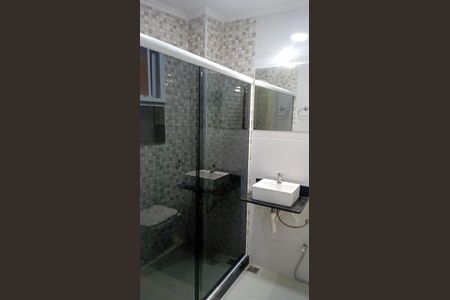 Casa à venda com 80m², 2 quartos e sem vaga Casa à venda com 80m², 2 quartos e sem vagaBanheiro