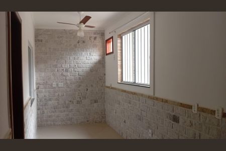 Casa à venda com 80m², 2 quartos e sem vaga Casa à venda com 80m², 2 quartos e sem vagaQuarto