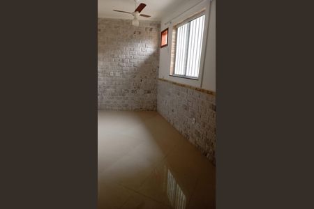 Casa à venda com 80m², 2 quartos e sem vaga Casa à venda com 80m², 2 quartos e sem vagaQuarto