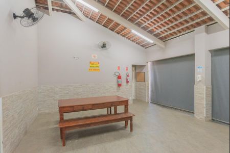 Apartamento para alugar com 48m², 2 quartos e 1 vagaÁrea comum - Churrasqueira