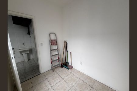 Apartamento para alugar com 225m², 3 quartos e 3 vagas Apartamento para alugar com 225m², 3 quartos e 3 vagasQuarto de Serviço