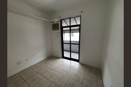 Apartamento para alugar com 225m², 3 quartos e 3 vagas Apartamento para alugar com 225m², 3 quartos e 3 vagasQuarto 3