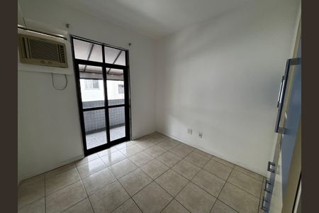 Apartamento para alugar com 225m², 3 quartos e 3 vagas Apartamento para alugar com 225m², 3 quartos e 3 vagasQuarto 3