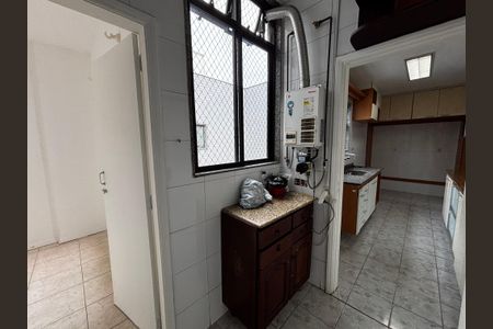 Apartamento para alugar com 225m², 3 quartos e 3 vagas Apartamento para alugar com 225m², 3 quartos e 3 vagasÁrea de Serviço