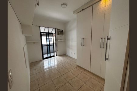 Apartamento para alugar com 225m², 3 quartos e 3 vagas Apartamento para alugar com 225m², 3 quartos e 3 vagasQuarto 2