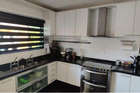 Casa à venda com 3 quartos, 322m² em Taquara, Rio de Janeiro