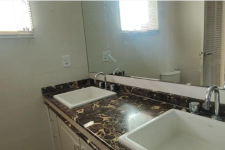 Casa à venda com 3 quartos, 322m² em Taquara, Rio de Janeiro