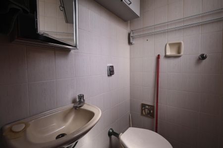 Apartamento à venda com 146m², 4 quartos e 2 vagasBanheiro de serviço