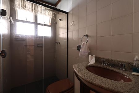 Apartamento à venda com 146m², 4 quartos e 2 vagasBanheiro