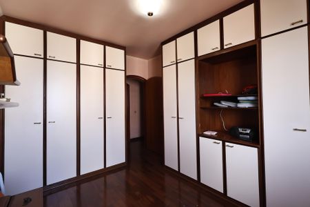 Apartamento à venda com 146m², 4 quartos e 2 vagasQuarto 3