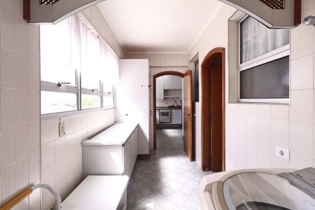 Apartamento à venda com 146m², 4 quartos e 2 vagasLavanderia