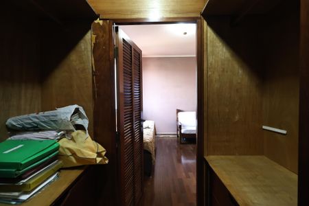 Apartamento à venda com 146m², 4 quartos e 2 vagasCloset da suíte 