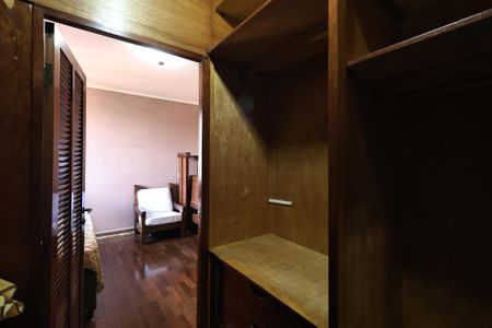 Apartamento à venda com 146m², 4 quartos e 2 vagasCloset da suíte 