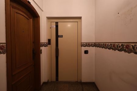 Apartamento à venda com 146m², 4 quartos e 2 vagasHall de entrada