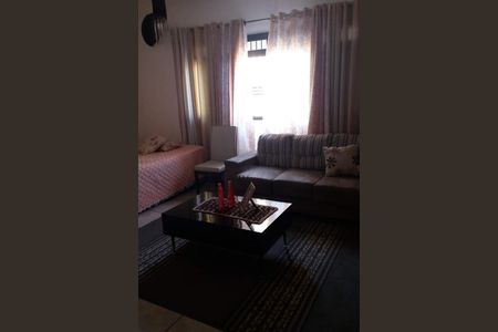 Casa à venda com 2 quartos, 158m² em Olímpico, São Caetano do Sul