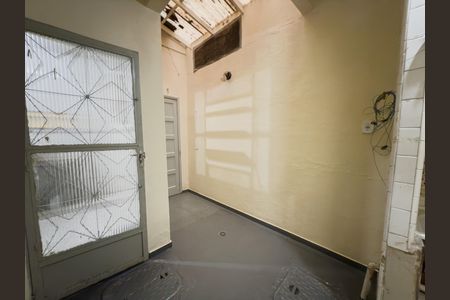 Apartamento para alugar com 70m², 2 quartos e sem vagaÁrea de Serviço