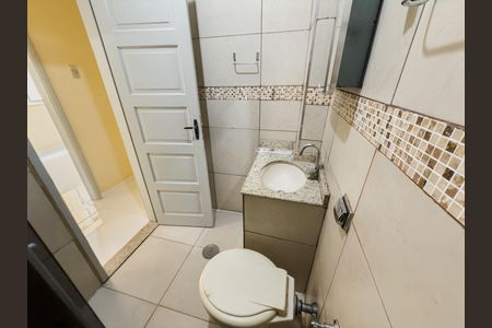 Apartamento para alugar com 70m², 2 quartos e sem vagaBanheiro