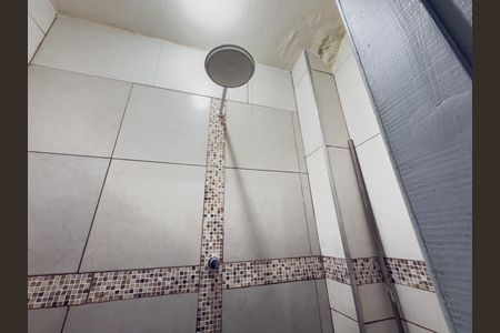 Apartamento para alugar com 70m², 2 quartos e sem vagaBanheiro de Serviço