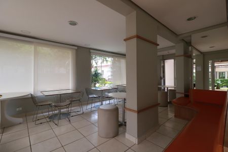 Apartamento para alugar com 66m², 3 quartos e 1 vagaÁrea Comum - Salão de Festa