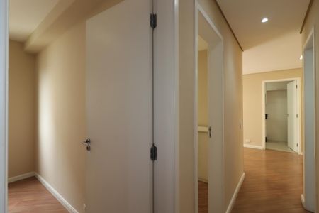 Apartamento para alugar com 66m², 3 quartos e 1 vagaCorredor