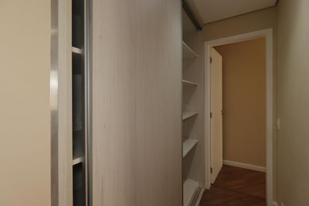 Apartamento para alugar com 66m², 3 quartos e 1 vagaCorredor