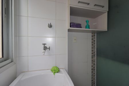 Apartamento para alugar com 66m², 3 quartos e 1 vagaÁrea de Serviço