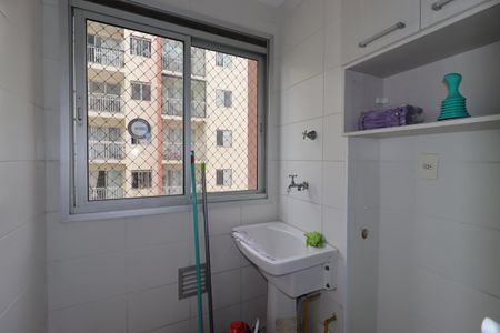 Apartamento para alugar com 66m², 3 quartos e 1 vagaÁrea de Serviço