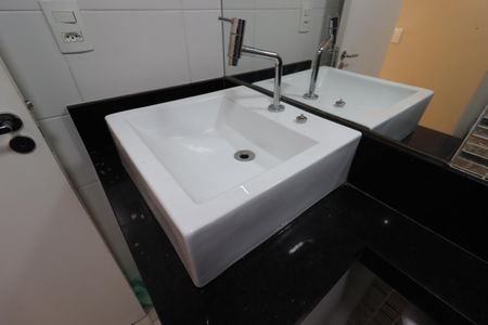 Apartamento para alugar com 66m², 3 quartos e 1 vagaBanheiro - Pia