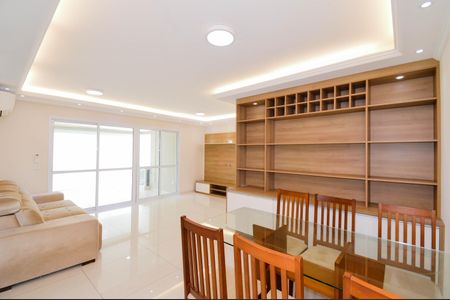 Sala de apartamento para alugar com 3 quartos, 101m² em Jardim Flor da Montanha, Guarulhos