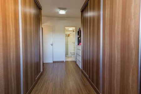 Apartamento para alugar com 69m², 2 quartos e 1 vagaCloset 