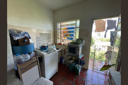 Casa à venda com 55m², 4 quartos e 2 vagasÁrea de Serviço