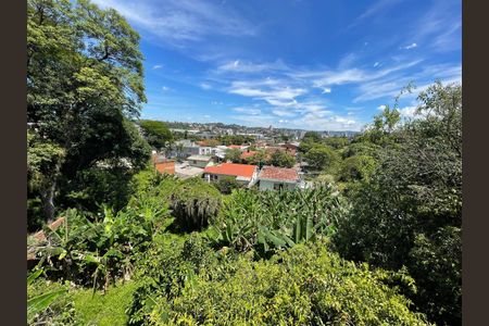 Casa à venda com 55m², 4 quartos e 2 vagasVista da Sacada