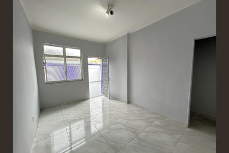 Sala de casa para alugar com 2 quartos, 76m² em Honório Gurgel, Rio de Janeiro