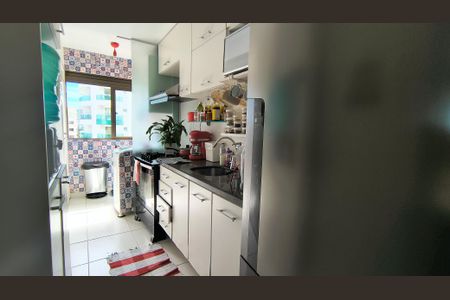 Apartamento à venda com 64m², 2 quartos e 2 vagasCozinha e Área de Serviço