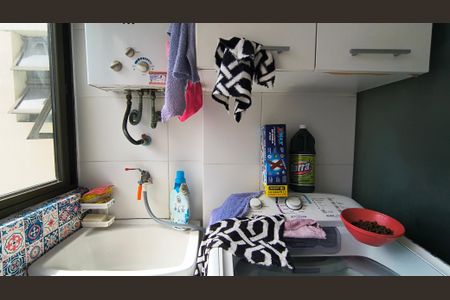 Apartamento à venda com 64m², 2 quartos e 2 vagasCozinha e Área de Serviço