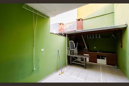 Casa à venda com 153m², 2 quartos e 2 vagas Casa à venda com 153m², 2 quartos e 2 vagasÁrea de Serviço