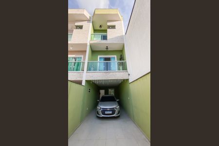 Casa à venda com 153m², 2 quartos e 2 vagas Casa à venda com 153m², 2 quartos e 2 vagasGaragem