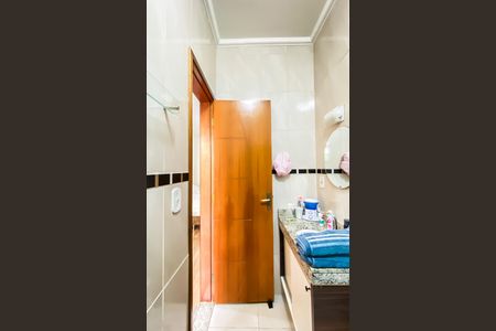 Casa à venda com 153m², 2 quartos e 2 vagas Casa à venda com 153m², 2 quartos e 2 vagasBanheiro da Suíte 1