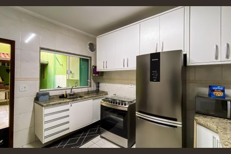 Casa à venda com 153m², 2 quartos e 2 vagas Casa à venda com 153m², 2 quartos e 2 vagasCozinha