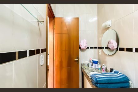 Casa à venda com 153m², 2 quartos e 2 vagas Casa à venda com 153m², 2 quartos e 2 vagasBanheiro da Suíte 1