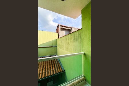 Casa à venda com 153m², 2 quartos e 2 vagas Casa à venda com 153m², 2 quartos e 2 vagasVaranda