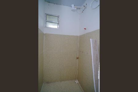 Banheiro de kitnet/studio para alugar com 1 quarto, 50m² em Itaipu, Niterói