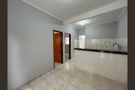 Sala de casa para alugar com 2 quartos, 46m² em Honório Gurgel, Rio de Janeiro