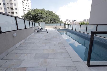 Apartamento para alugar com 56m², 2 quartos e 2 vagas Apartamento para alugar com 56m², 2 quartos e 2 vagasÁrea comum - Piscina
