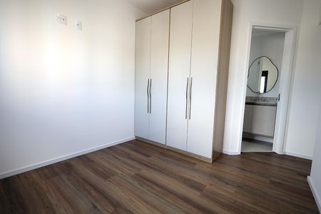 Apartamento para alugar com 56m², 2 quartos e 2 vagas Apartamento para alugar com 56m², 2 quartos e 2 vagasSuíte
