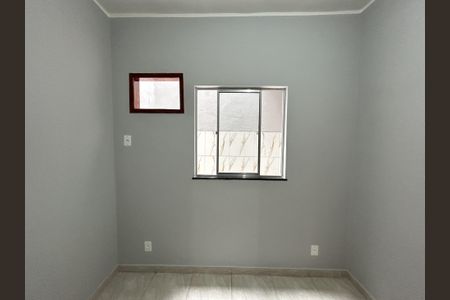 Quarto 2 de casa para alugar com 2 quartos, 46m² em Honório Gurgel, Rio de Janeiro